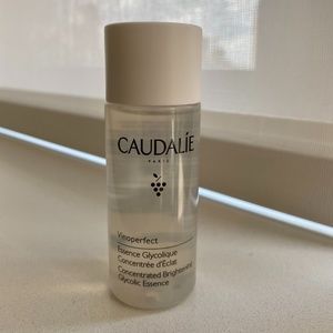 NEW - Caudalie - Vinoperfect Brightening Glycolic Essence 1.6 fl oz / 50ml